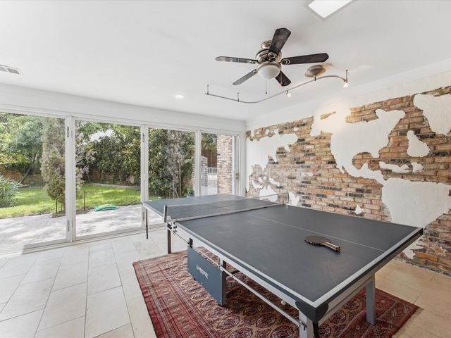 6160 Spring Valley Road, Dallas, TX 75254