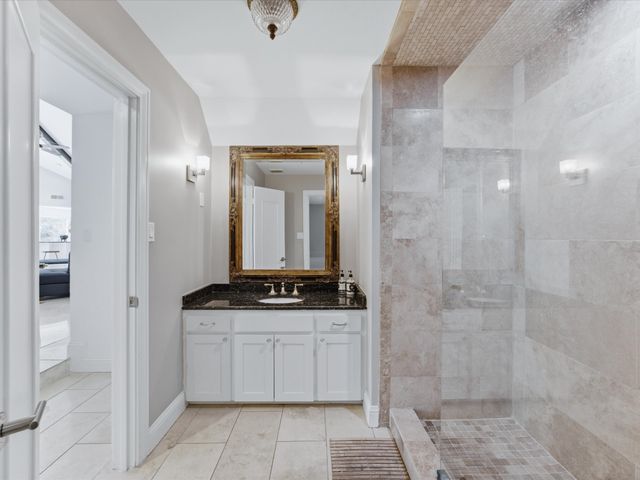 6160 Spring Valley Road, Dallas, TX 75254