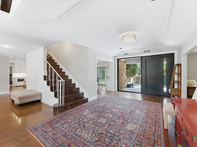 6160 Spring Valley Road, Dallas, TX 75254