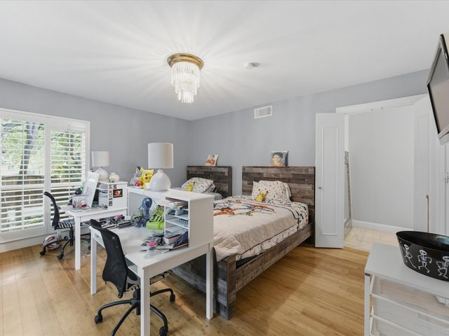 6160 Spring Valley Road, Dallas, TX 75254
