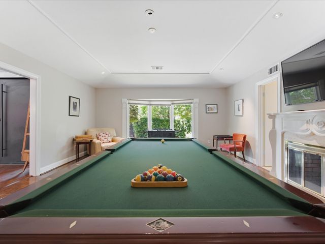 6160 Spring Valley Road, Dallas, TX 75254