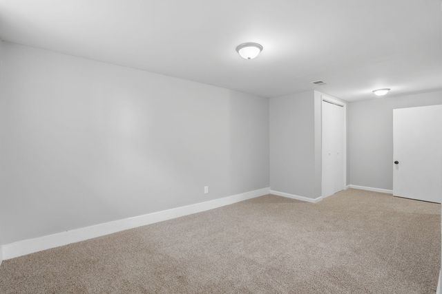 2603 W 55th Street, Davenport, IA 52806