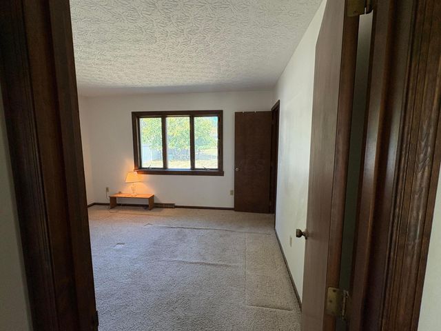 6890 Nocturne Road N, Reynoldsburg, OH 43068