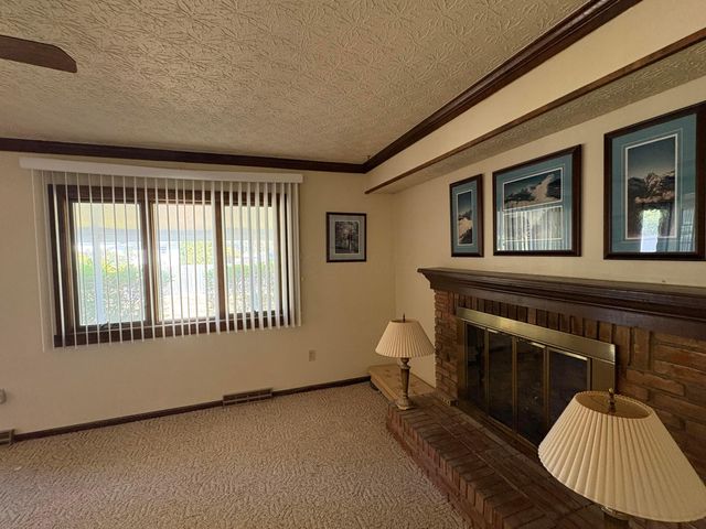 6890 Nocturne Road N, Reynoldsburg, OH 43068