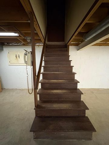 6890 Nocturne Road N, Reynoldsburg, OH 43068