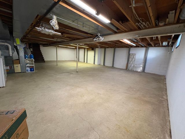 6890 Nocturne Road N, Reynoldsburg, OH 43068