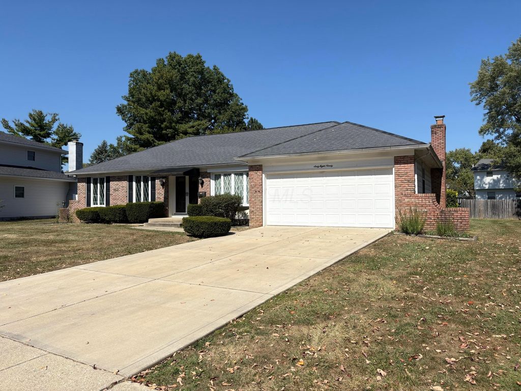 6890 Nocturne Road N, Reynoldsburg, OH 43068