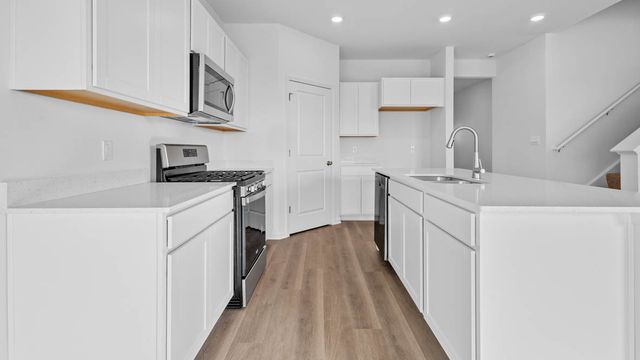 457 Vista Drive, Hampshire, IL 60140