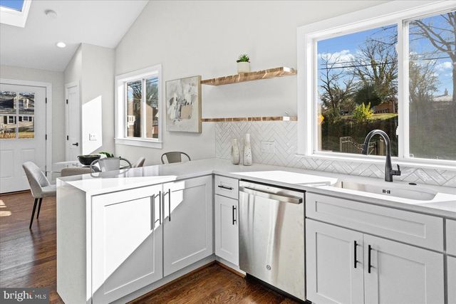 605 ELFIN AVE, Capitol Heights, MD 20743