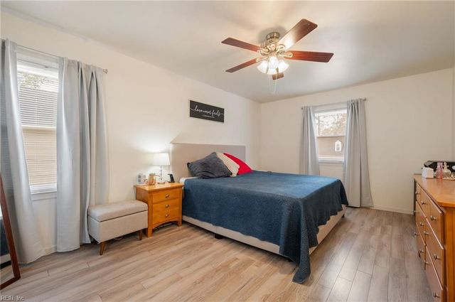 28 Mellon ST, Newport News, VA 23606