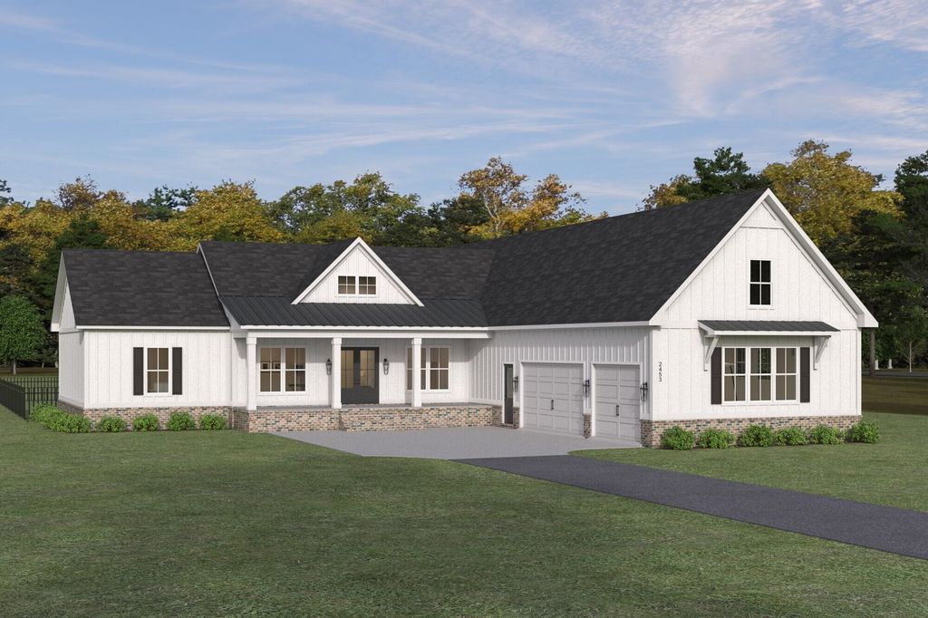 2453 Main St., Loris, SC 29569