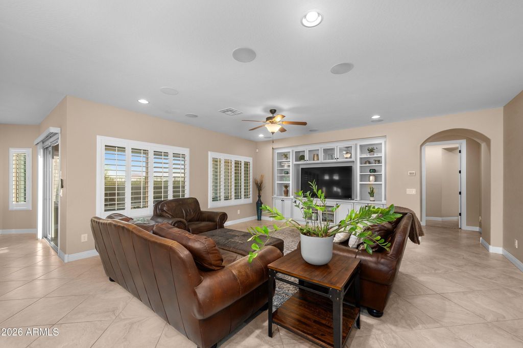 Image 22 of property listing at 5843 W VICTORY Court, Florence, AZ 85132