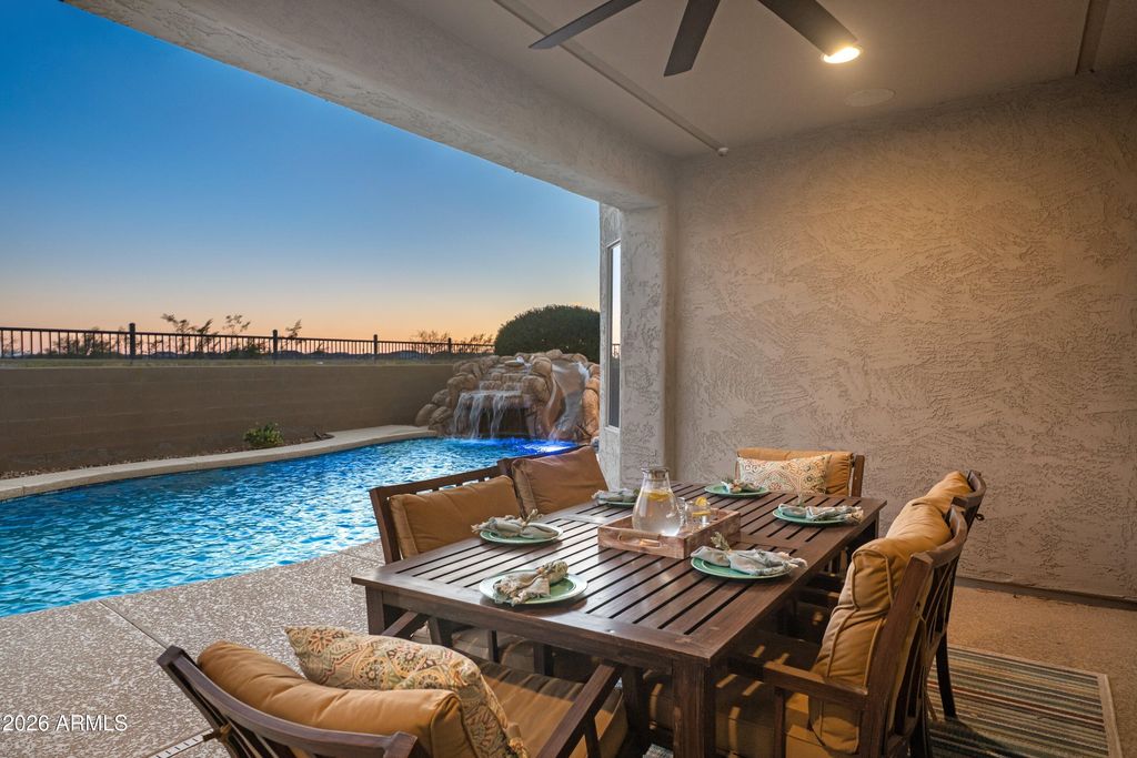 Image 25 of property listing at 5843 W VICTORY Court, Florence, AZ 85132