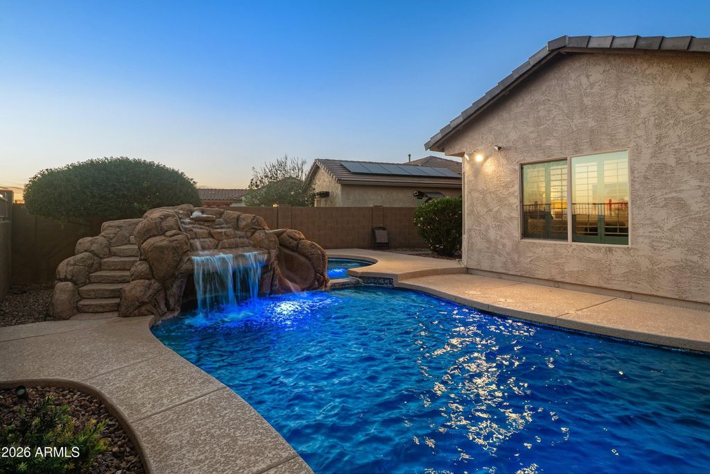 Image 28 of property listing at 5843 W VICTORY Court, Florence, AZ 85132