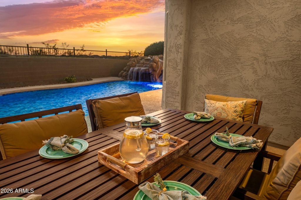 Image 38 of property listing at 5843 W VICTORY Court, Florence, AZ 85132