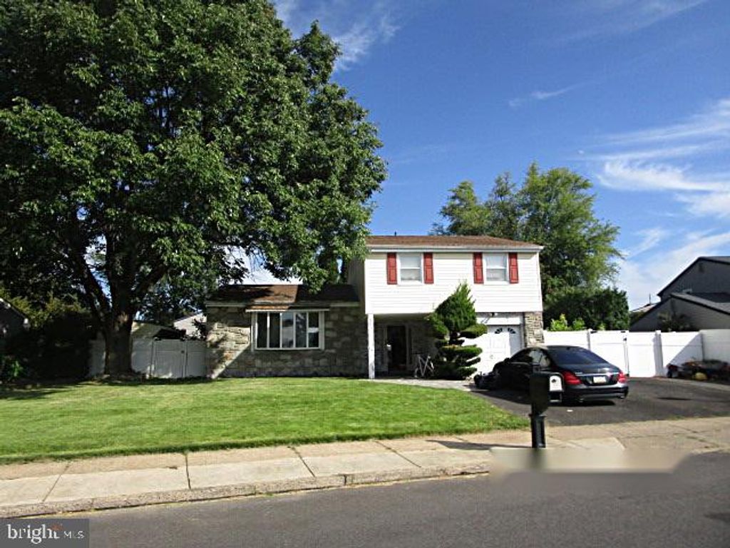 3582 WEST DR, BENSALEM, PA 19020 — exterior
