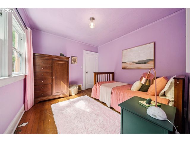 1820 Se 43RD Ave, Portland, OR 97215