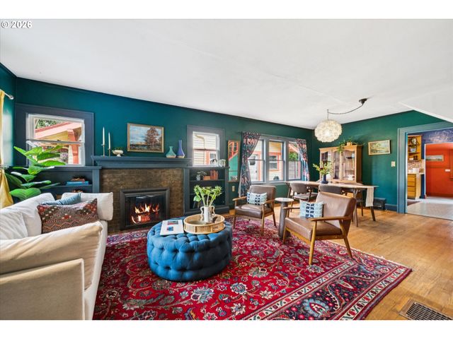1820 Se 43RD Ave, Portland, OR 97215