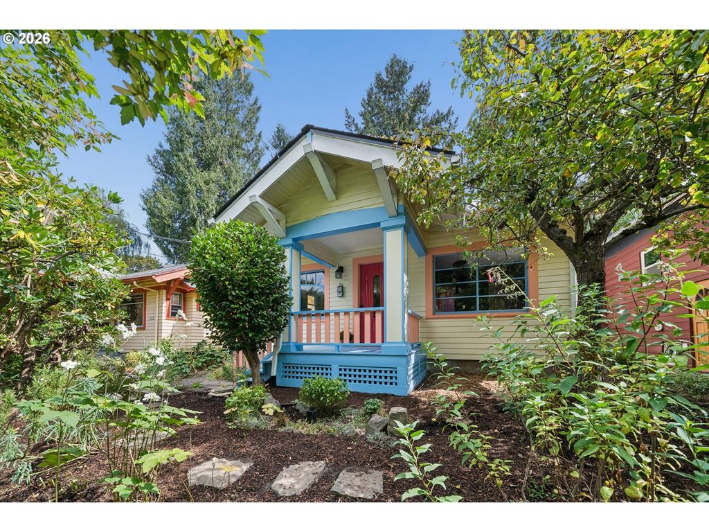 1820 Se 43RD Ave, Portland, OR 97215