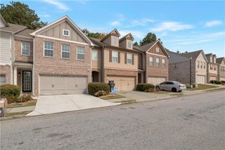 3275 Clear View Drive, Snellville, GA 30078