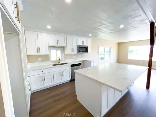 170 San Mateo Circle, Hemet, CA 92543