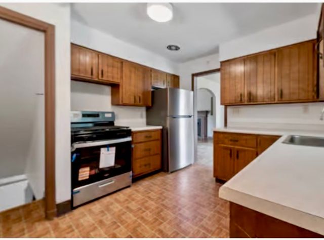 1419 Pacific Ave, Harrison Twp, PA 15065