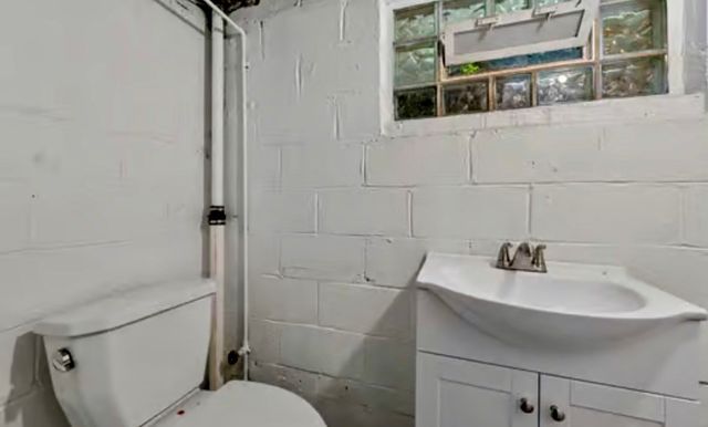 1419 Pacific Ave, Harrison Twp, PA 15065