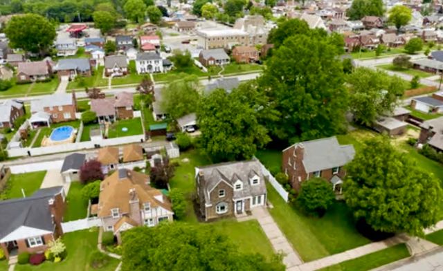 1419 Pacific Ave, Harrison Twp, PA 15065