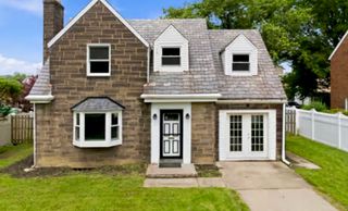 1419 Pacific Ave, Harrison Twp, PA 15065