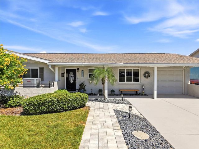 3800 BEACH DRIVE SE, St Petersburg, FL 33705