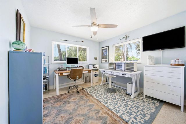 3800 BEACH DRIVE SE, St Petersburg, FL 33705
