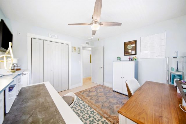 3800 BEACH DRIVE SE, St Petersburg, FL 33705