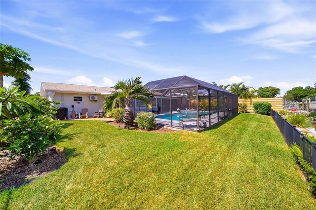 3800 BEACH DRIVE SE, St Petersburg, FL 33705