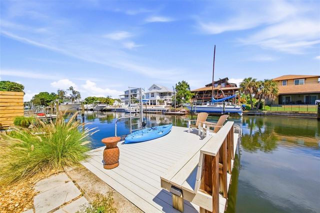 3800 BEACH DRIVE SE, St Petersburg, FL 33705