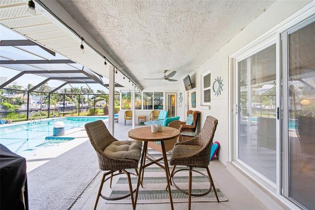 3800 BEACH DRIVE SE, St Petersburg, FL 33705