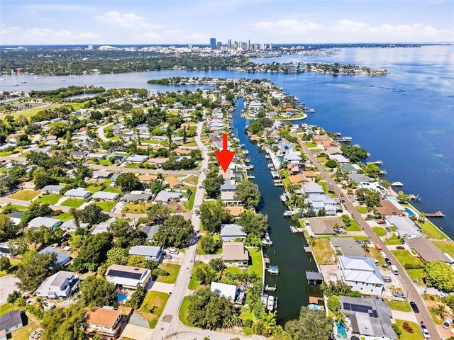 3800 BEACH DRIVE SE, St Petersburg, FL 33705