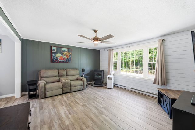 112 Walker Road, Shirley, MA 01464