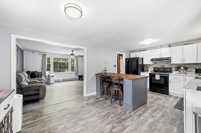 112 Walker Road, Shirley, MA 01464