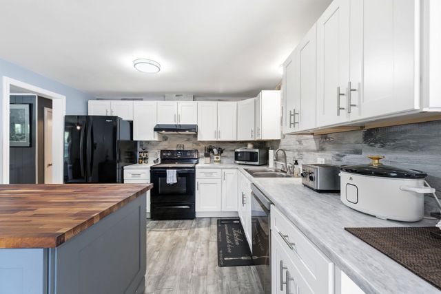 112 Walker Road, Shirley, MA 01464