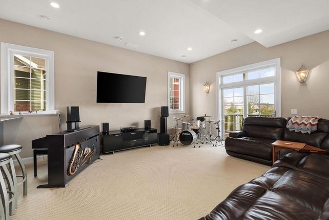 6738 N Chickahauk Trail, Middleton, WI 53562