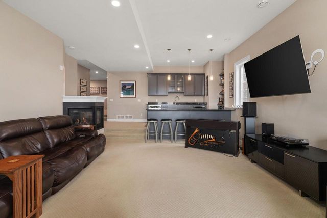 6738 N Chickahauk Trail, Middleton, WI 53562