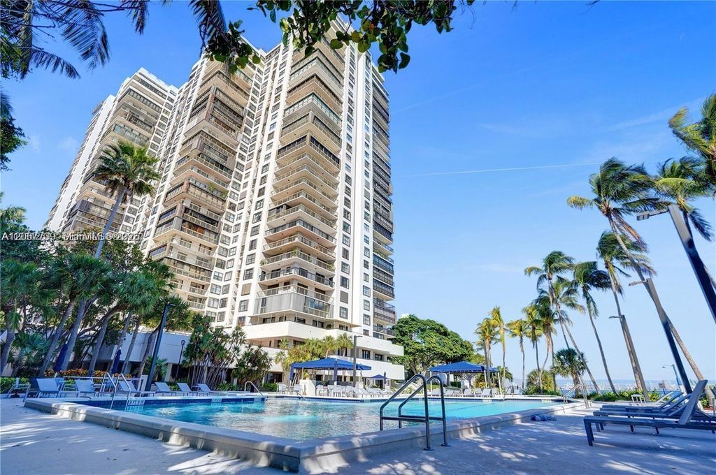2333 Brickell Avenue 307, Miami, FL 33129