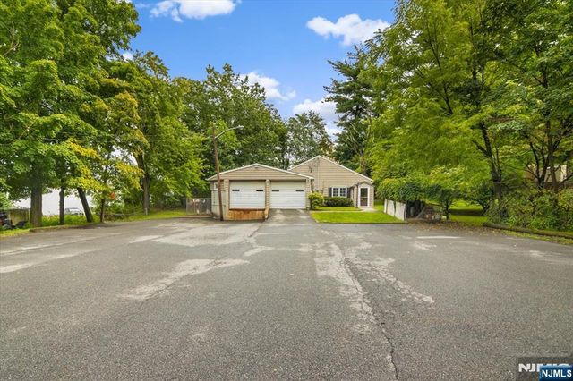113 Harrison Avenue, Roseland, NJ 07068