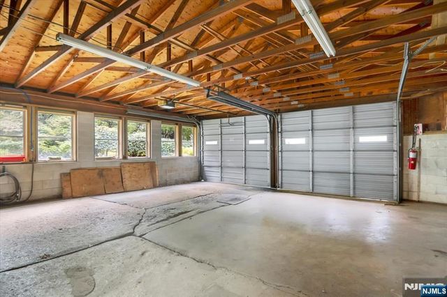 113 Harrison Avenue, Roseland, NJ 07068