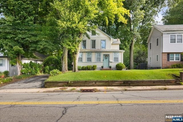 113 Harrison Avenue, Roseland, NJ 07068