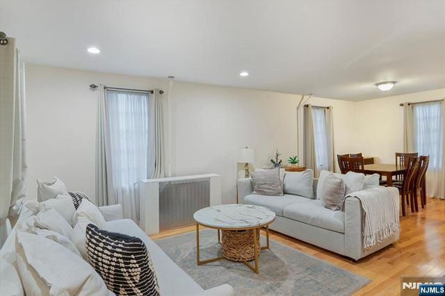 113 Harrison Avenue, Roseland, NJ 07068