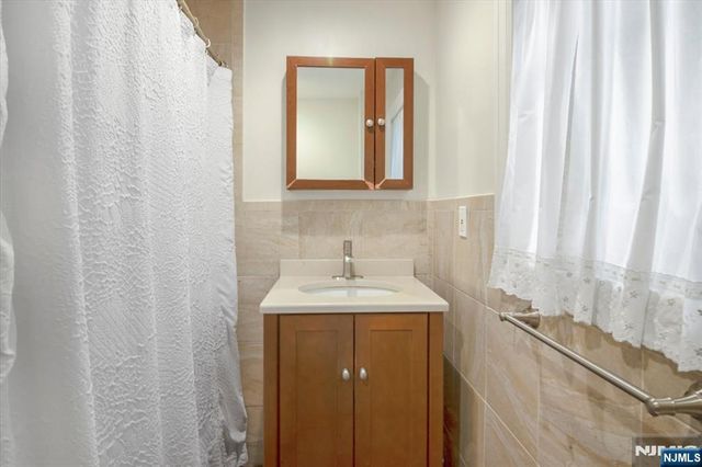 113 Harrison Avenue, Roseland, NJ 07068