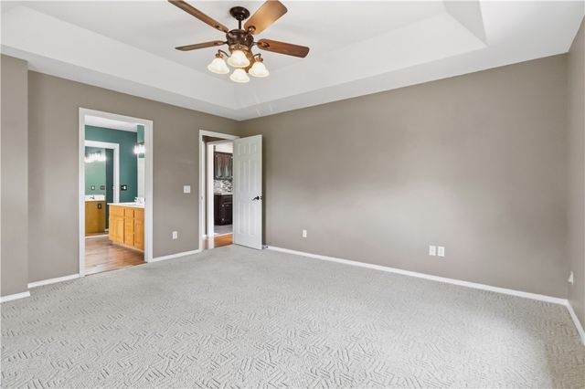 11 Mcmanigal Lane, Bella Vista, AR 72715