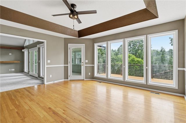 11 Mcmanigal Lane, Bella Vista, AR 72715