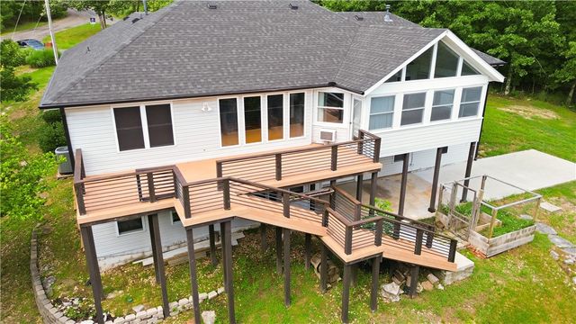 11 Mcmanigal Lane, Bella Vista, AR 72715